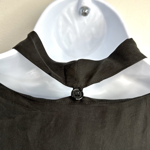 NWT Line & Dot Blouse with Tie Front Black Size Small - Picture 5 of 16